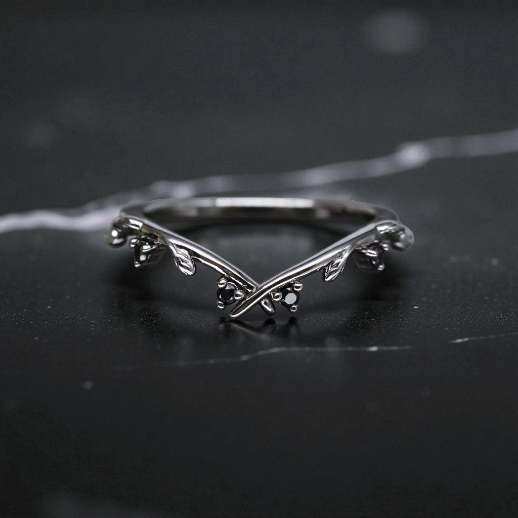 Everleaf Entwined Moissanite Ring