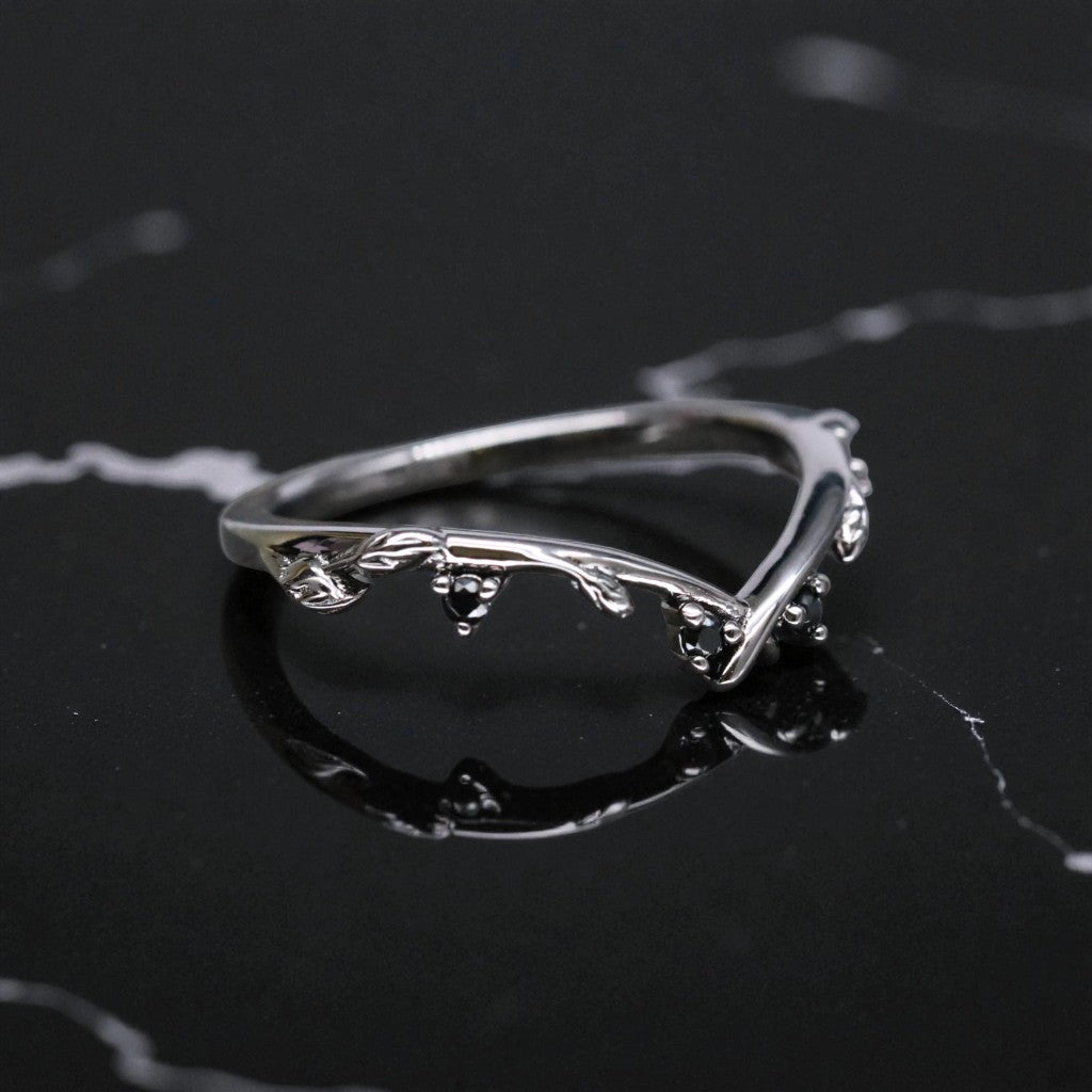 Everleaf Entwined Moissanite Ring